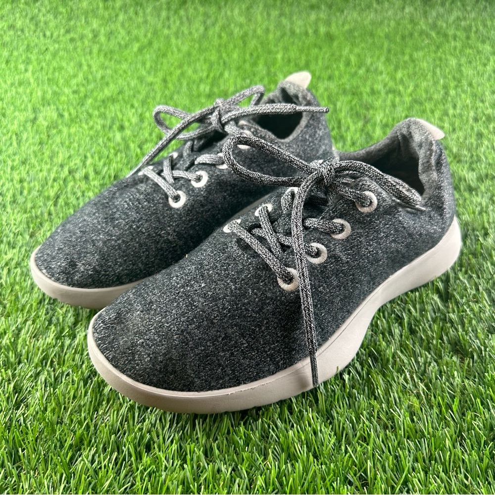 ALLBIRDS Wool Runners Women's 9 Gray Lace Up Lightweight Casual Shoes READ